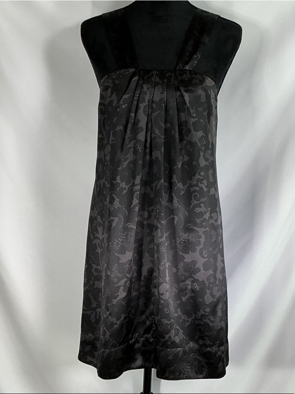 Banana Republic Y2K Silk Jacquard Floral Shift Black Dress Vintage Size 6 Beach